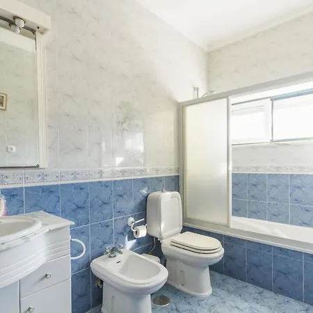 Avenue Pensjonat Ferrel (Leiria)